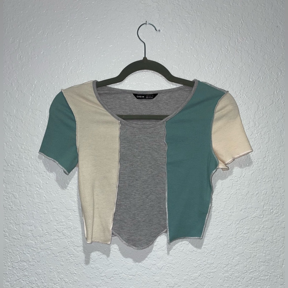 SHEIN Colorblock Stitch Crop Top